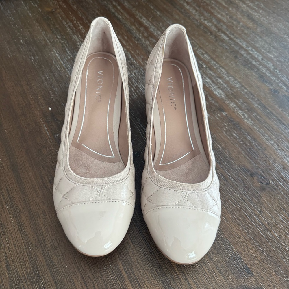 Vionic Ruby Leather Quiltedblock Heels 9 Wide - image 3